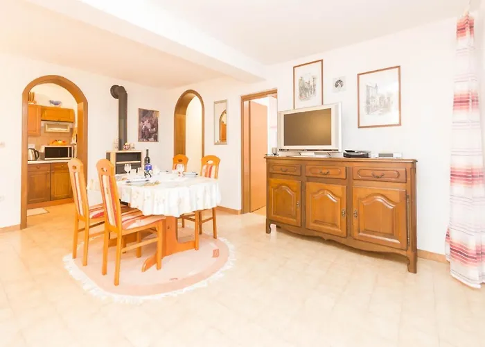 Appartamento In Njivice/insel Krk 33584