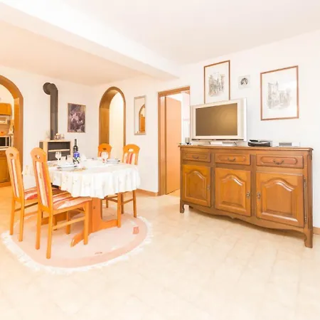 Apartament In Njivice/insel Krk 33584